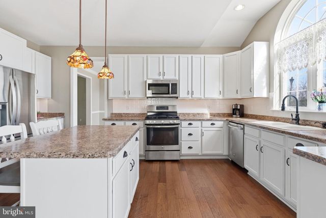 411 WINDY HILL RD, Gilbertsville, PA 19525