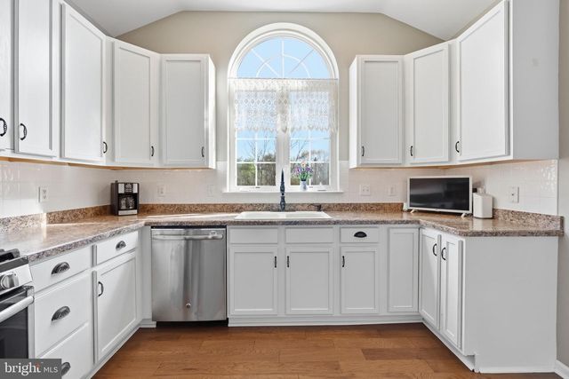 411 WINDY HILL RD, Gilbertsville, PA 19525