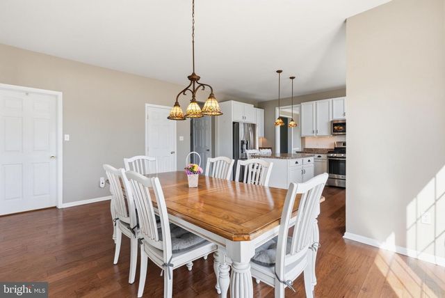 411 WINDY HILL RD, Gilbertsville, PA 19525
