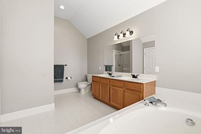 411 WINDY HILL RD, Gilbertsville, PA 19525