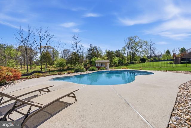 411 WINDY HILL RD, Gilbertsville, PA 19525