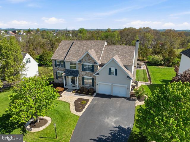 411 WINDY HILL RD, Gilbertsville, PA 19525