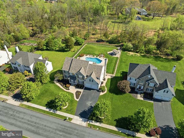 411 WINDY HILL RD, Gilbertsville, PA 19525