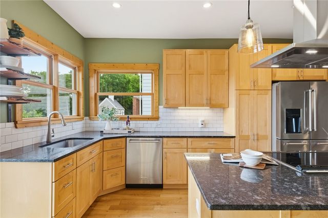 5156 Hillcrest St, Garfield, PA 15224