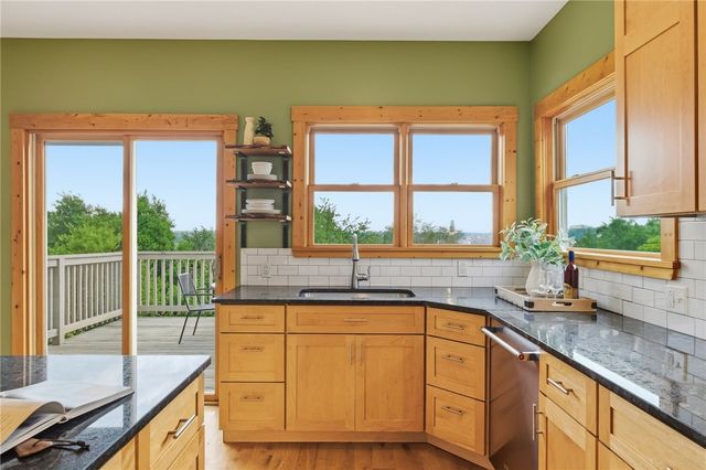 5156 Hillcrest St, Garfield, PA 15224