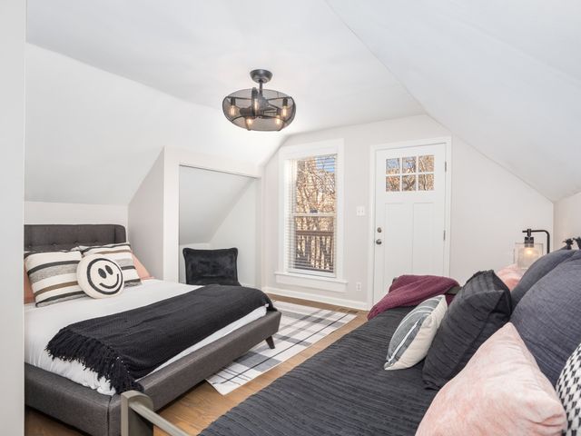 1235 N Damen Avenue, Chicago, IL 60622