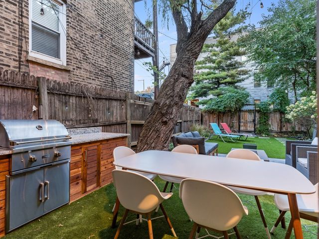 1235 N Damen Avenue, Chicago, IL 60622