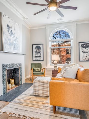 1235 N Damen Avenue, Chicago, IL 60622