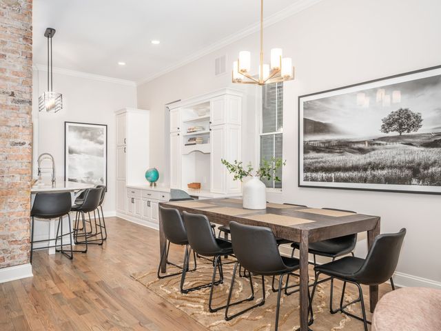 1235 N Damen Avenue, Chicago, IL 60622