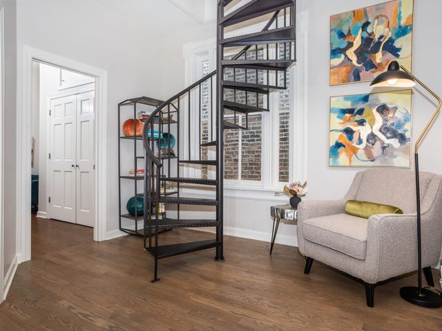 1235 N Damen Avenue, Chicago, IL 60622