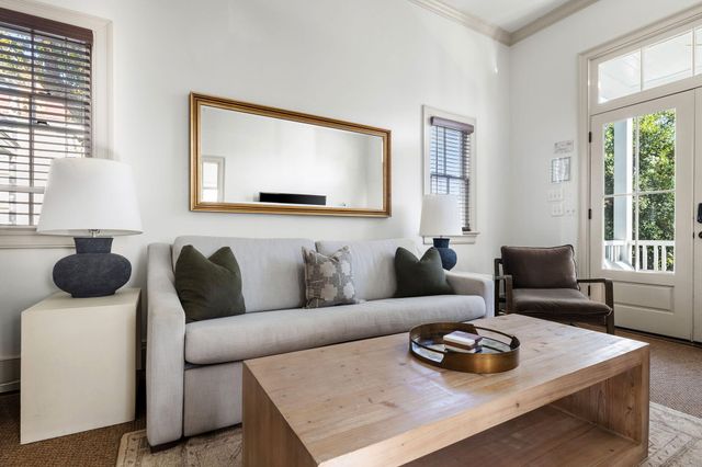 111 Cannon Street, Charleston, SC 29403