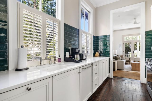111 Cannon Street, Charleston, SC 29403
