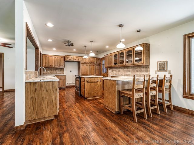 32010 E 695 Way, Wagoner, OK 74467