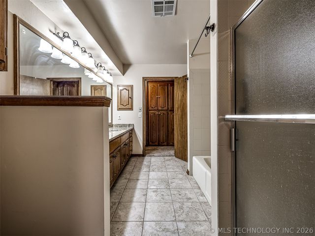 32010 E 695 Way, Wagoner, OK 74467