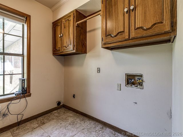 32010 E 695 Way, Wagoner, OK 74467