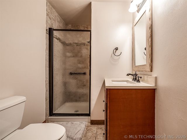 32010 E 695 Way, Wagoner, OK 74467
