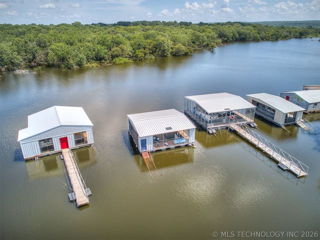 32010 E 695 Way, Wagoner, OK 74467