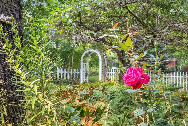 51 Whipple Road, Billerica, MA 01821