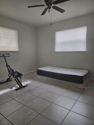 296 Alemeda Drive, Palm Springs, FL 33461