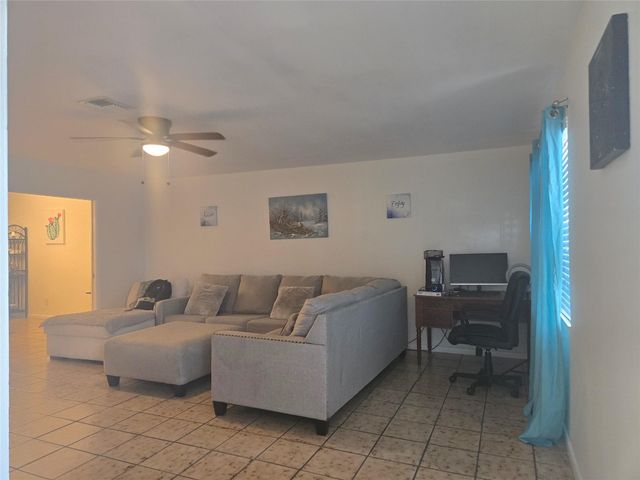 296 Alemeda Drive, Palm Springs, FL 33461