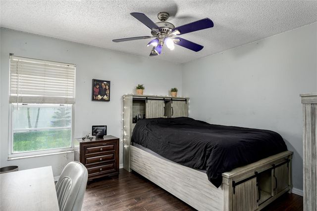 4513 PERIDIA BOULEVARD E, Bradenton, FL 34203