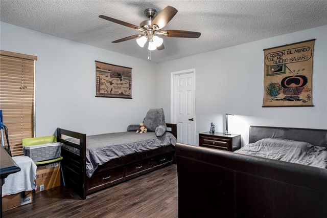 4513 PERIDIA BOULEVARD E, Bradenton, FL 34203