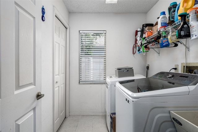 4513 PERIDIA BOULEVARD E, Bradenton, FL 34203