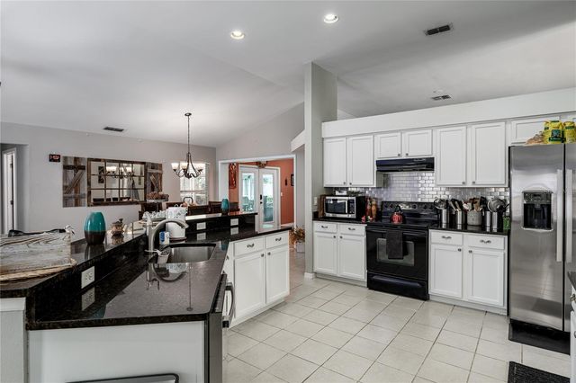 4513 PERIDIA BOULEVARD E, Bradenton, FL 34203