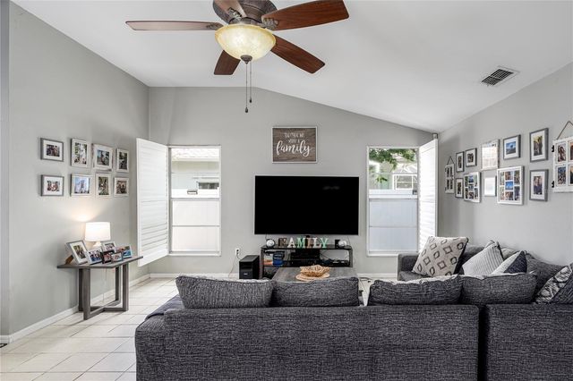 4513 PERIDIA BOULEVARD E, Bradenton, FL 34203