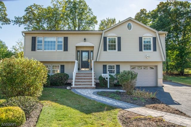 9 Dixon Pl, East Hanover Twp., NJ 07936