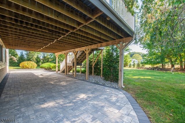 9 Dixon Pl, East Hanover Twp., NJ 07936