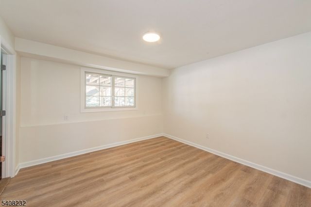 9 Dixon Pl, East Hanover Twp., NJ 07936