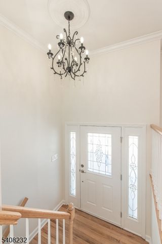 9 Dixon Pl, East Hanover Twp., NJ 07936