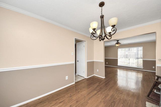 7607 Plumtree Forest Circle, Houston, TX 77095