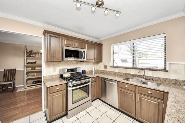 7607 Plumtree Forest Circle, Houston, TX 77095