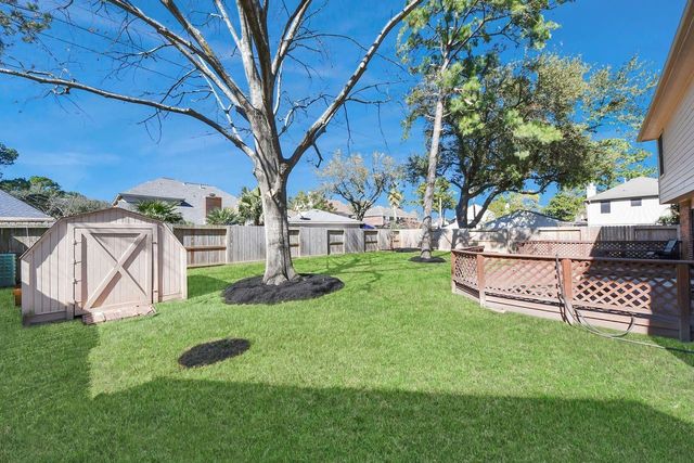 7607 Plumtree Forest Circle, Houston, TX 77095