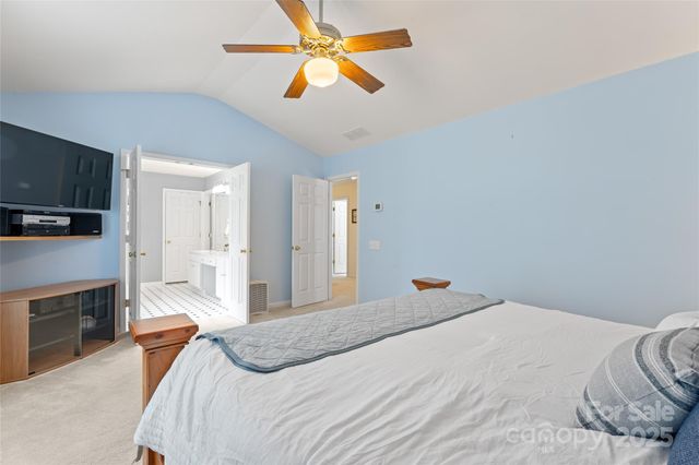 5630 Cambridge Bay Drive, Charlotte, NC 28269