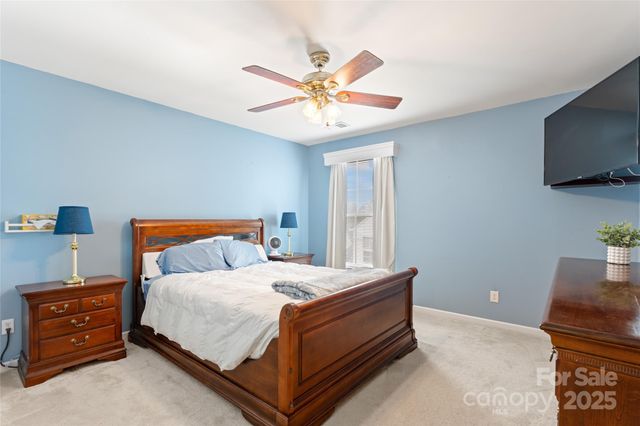 5630 Cambridge Bay Drive, Charlotte, NC 28269