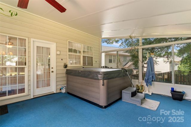 5630 Cambridge Bay Drive, Charlotte, NC 28269