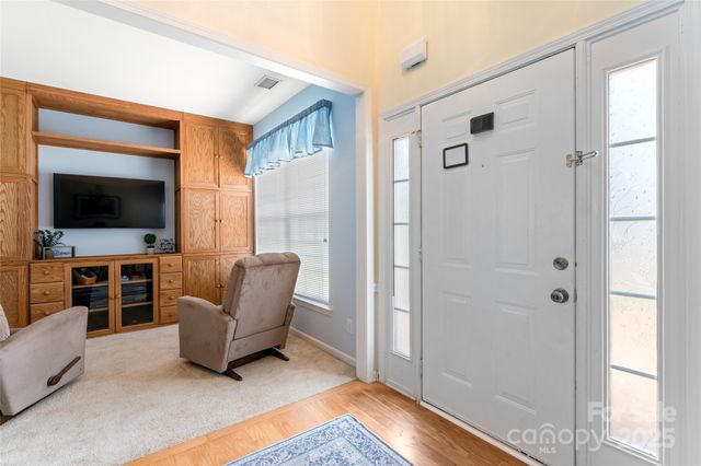 5630 Cambridge Bay Drive, Charlotte, NC 28269