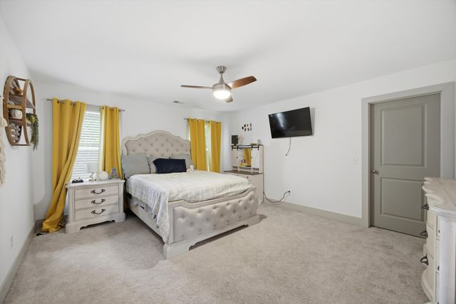 157 Willow Creek Drive, Soddy Daisy, TN 37379