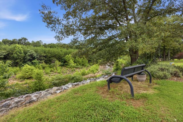 157 Willow Creek Drive, Soddy Daisy, TN 37379