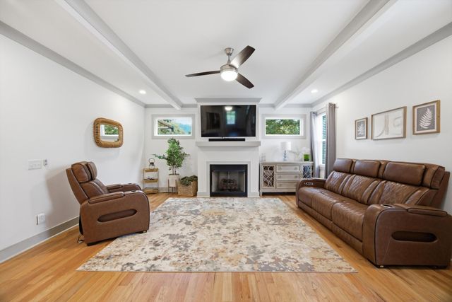 157 Willow Creek Drive, Soddy Daisy, TN 37379