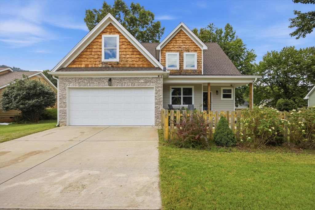 157 Willow Creek Drive, Soddy Daisy, TN 37379