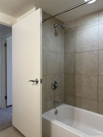 600 Queen Street 711, Honolulu, HI 96813