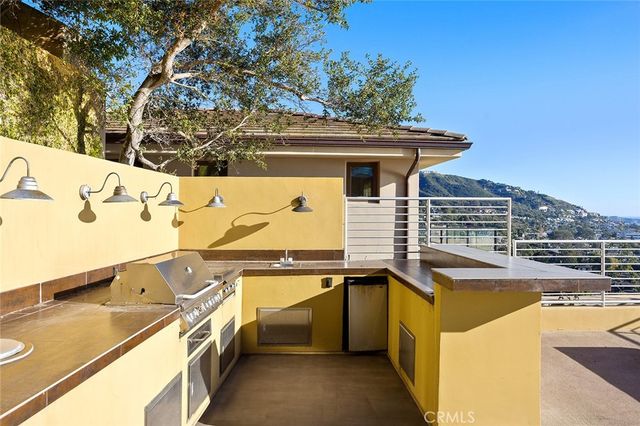 31402 Ceanothus Drive, Laguna Beach, CA 92651