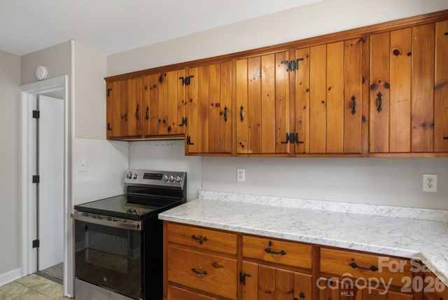 19 Browndale Road, Asheville, NC 28805