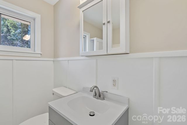 19 Browndale Road, Asheville, NC 28805