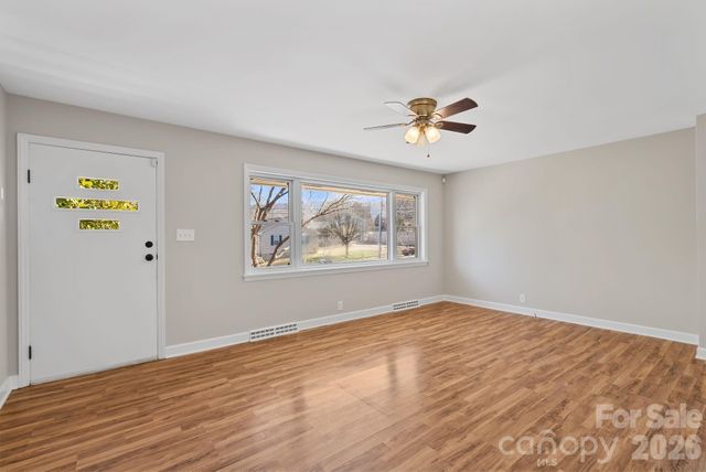 19 Browndale Road, Asheville, NC 28805