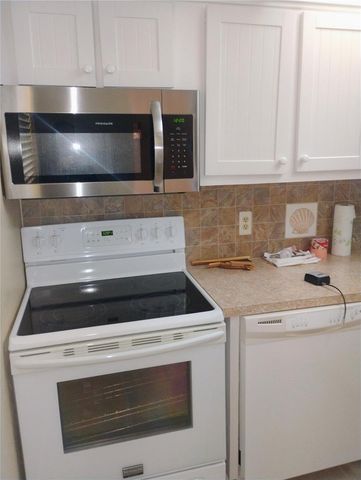 11485 OAKHURST ROAD -204, Largo, FL 33774